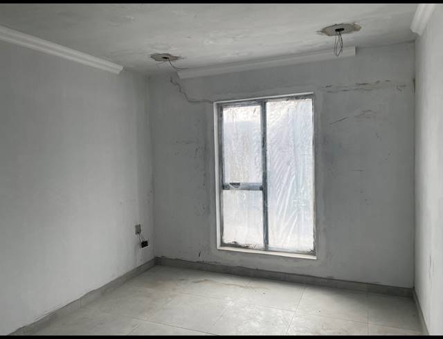 2 BEDROOM APARTMENT FOR SALE IN SALDANHA CENTRAL